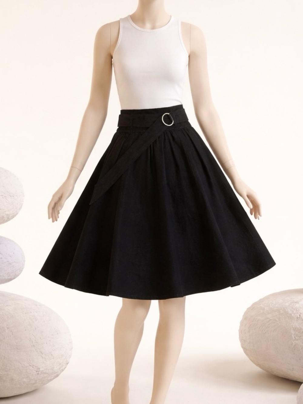 Theory Black Circle Skirt with O-Ring Belt